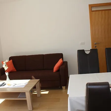 Bay Apartment